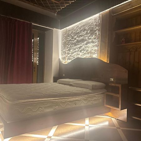 Guesthouse Mele Gjirokastër Eksteriør bilde