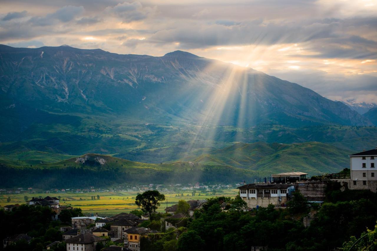Guesthouse Mele Gjirokastër Eksteriør bilde
