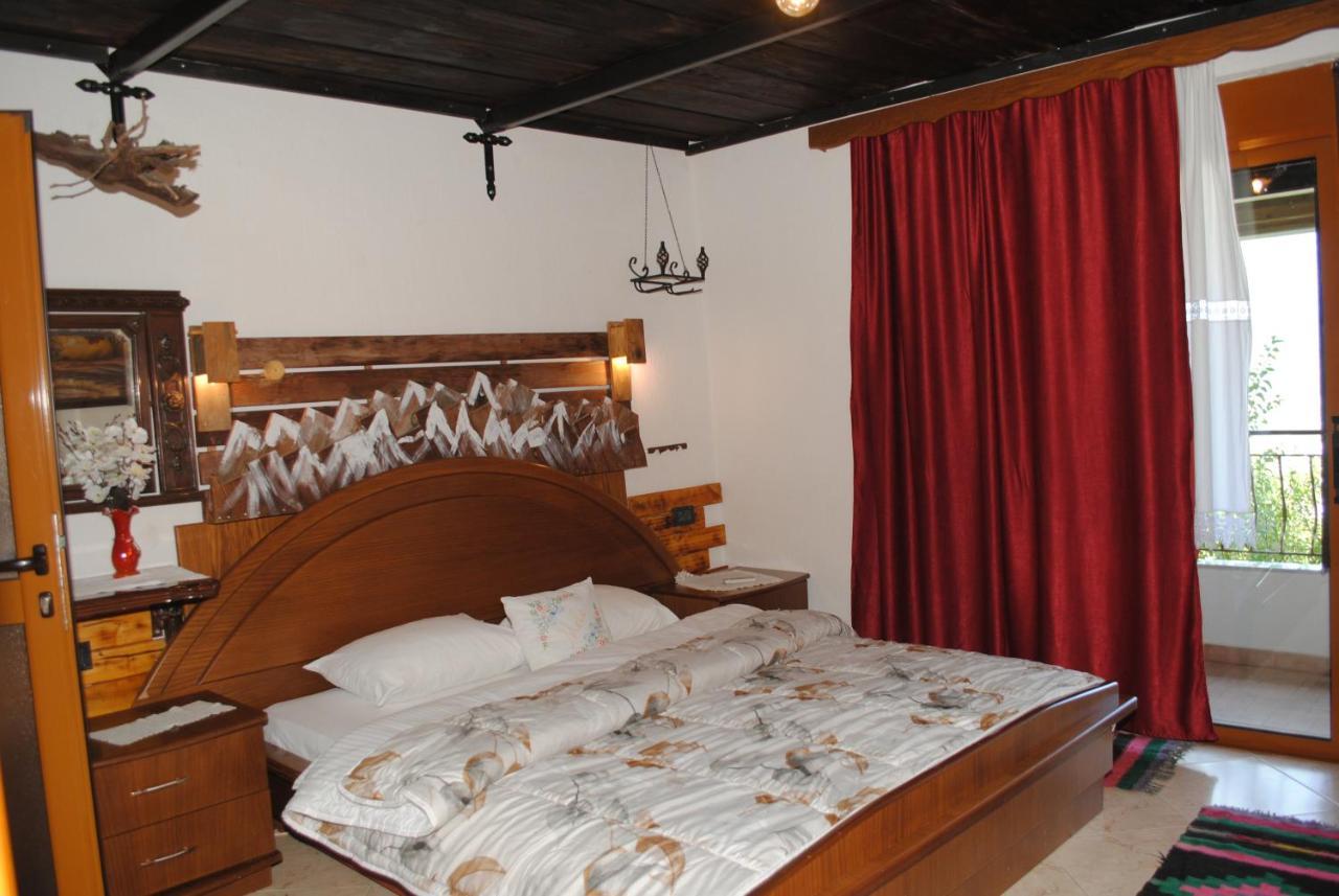 Guesthouse Mele Gjirokastër Eksteriør bilde