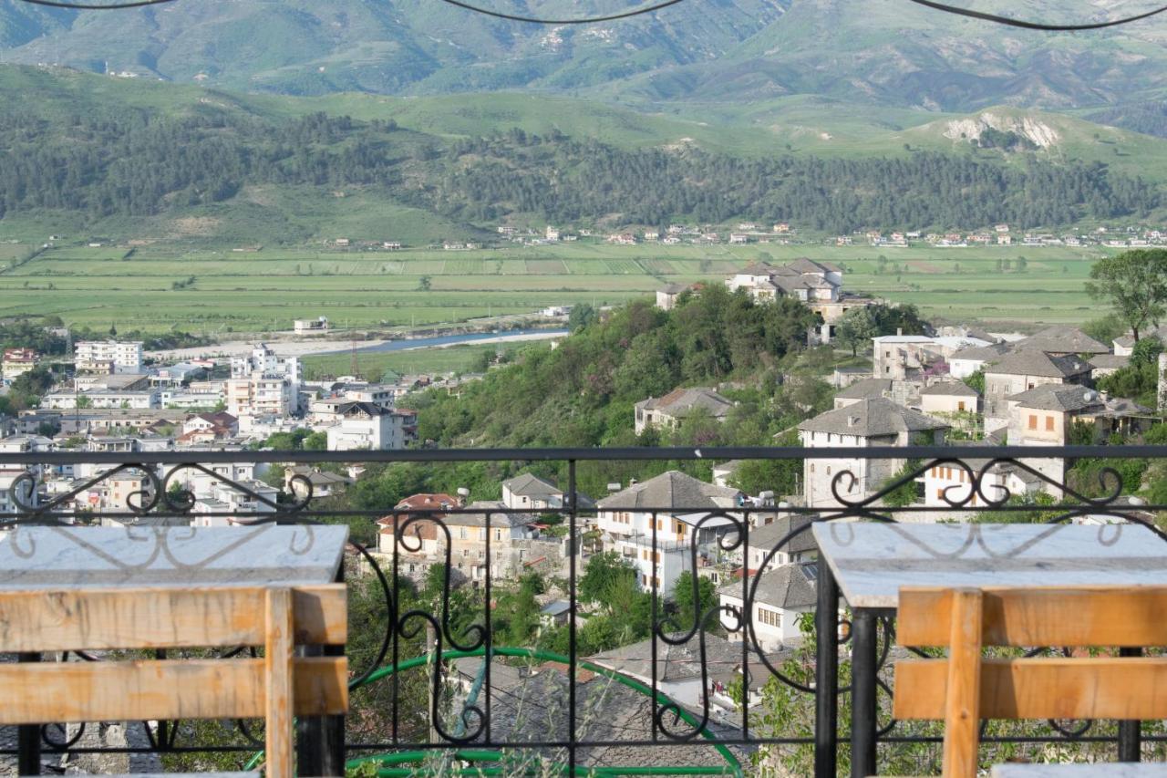 Guesthouse Mele Gjirokastër Eksteriør bilde