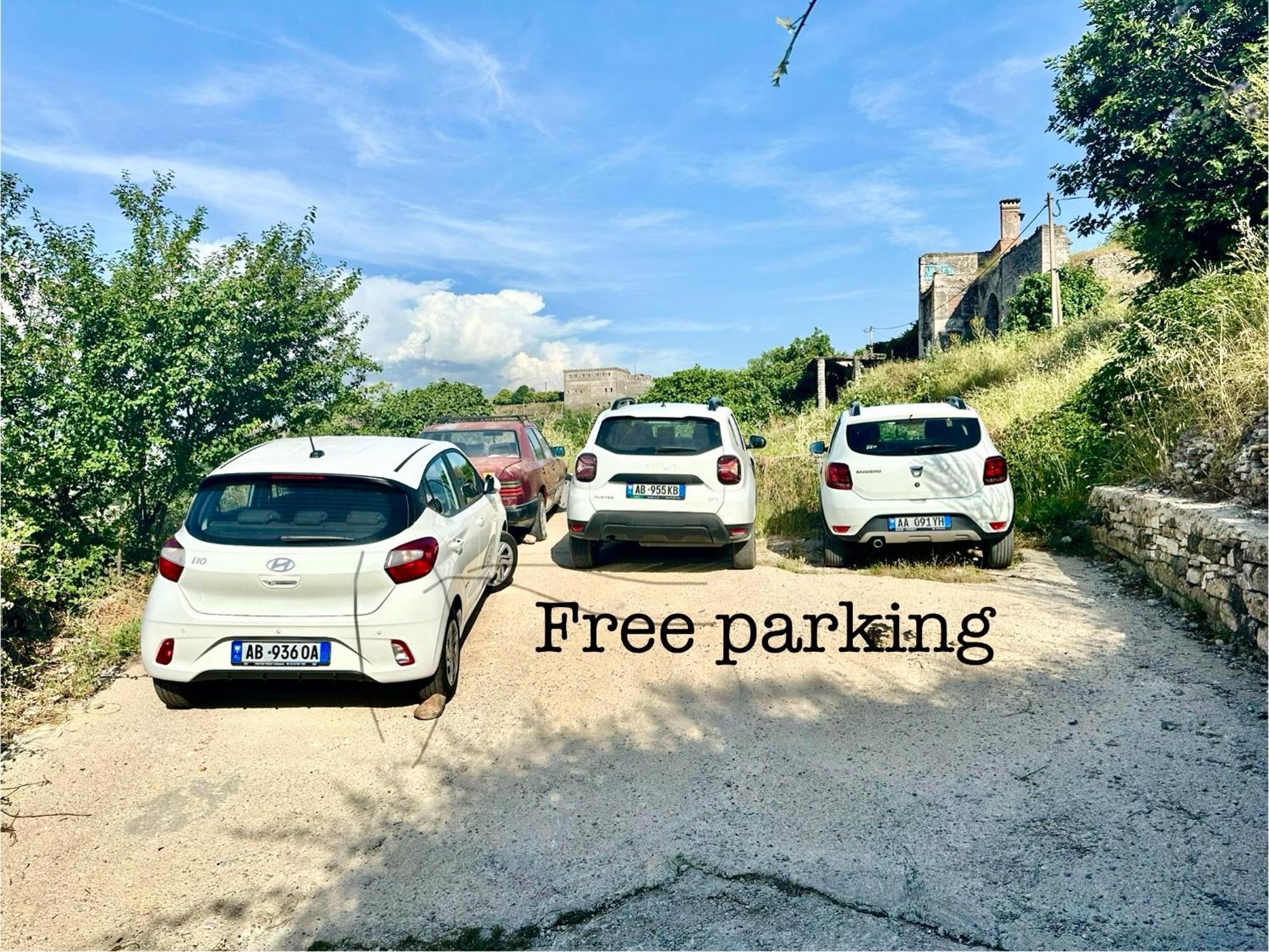 Guesthouse Mele Gjirokastër Eksteriør bilde