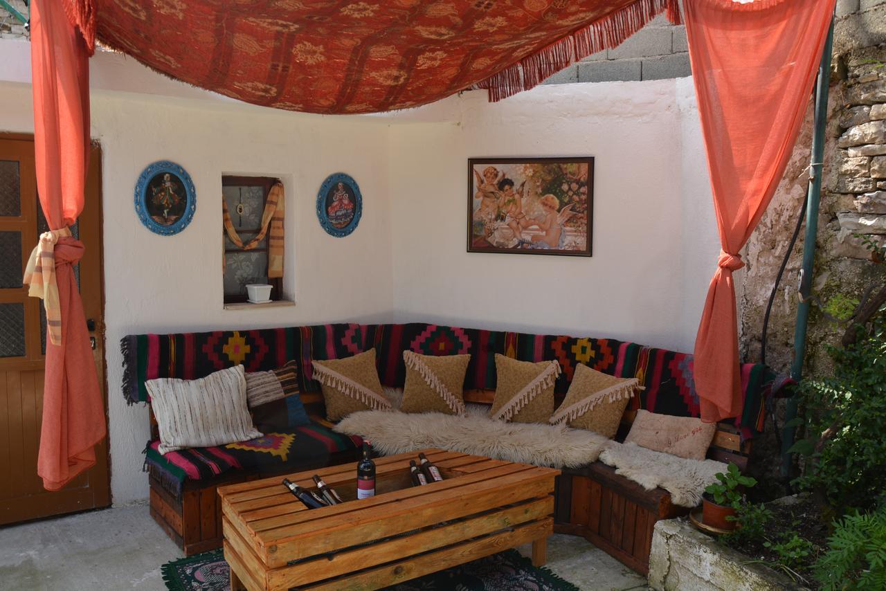 Guesthouse Mele Gjirokastër Eksteriør bilde
