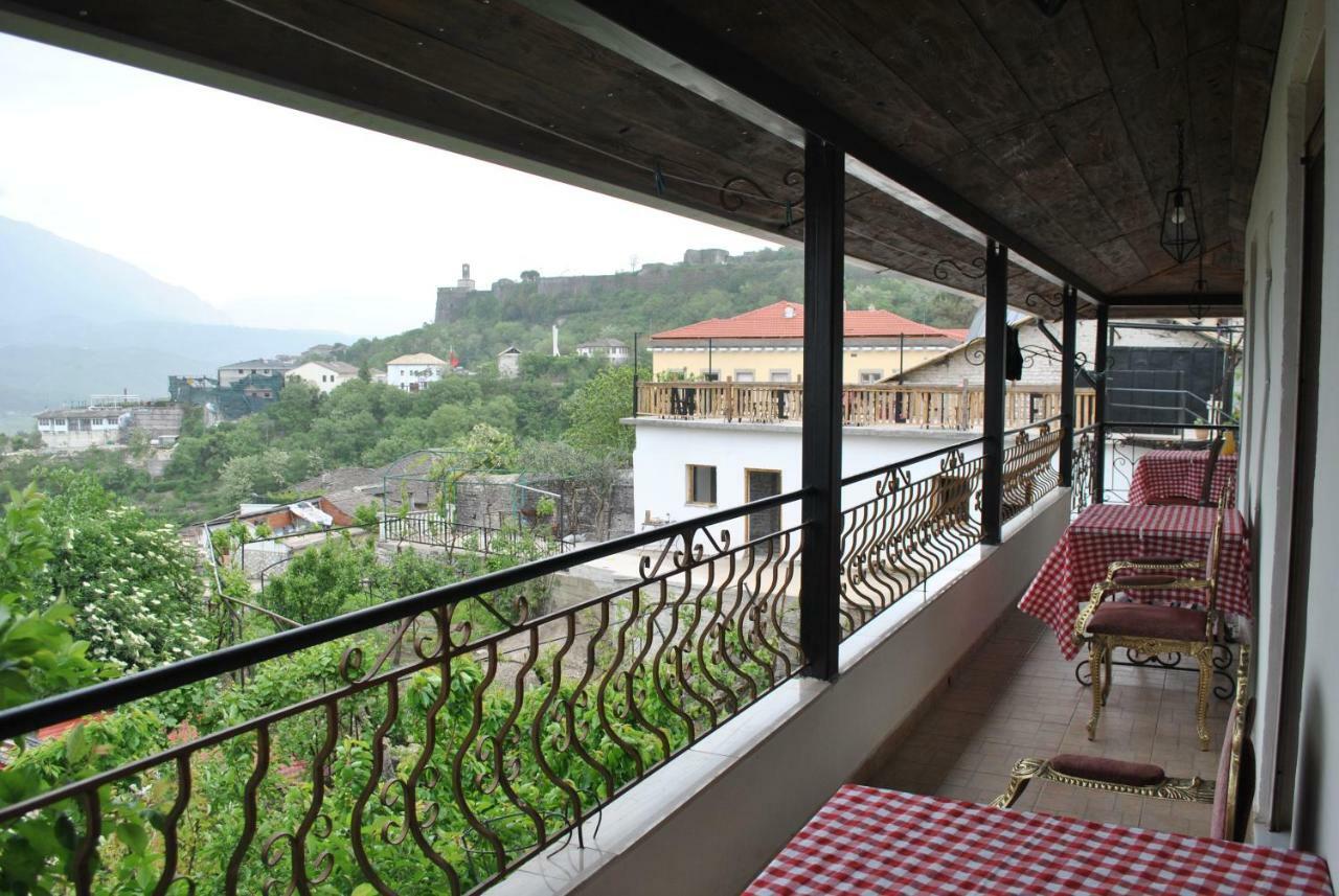 Guesthouse Mele Gjirokastër Eksteriør bilde